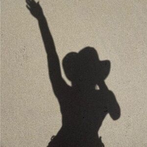 Meet your Posher, destiny 🤎